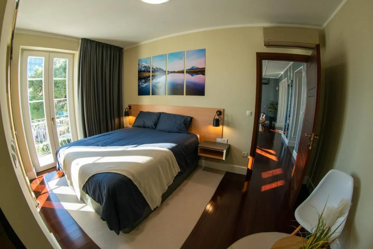 Luxury Apartment Equanimity Split