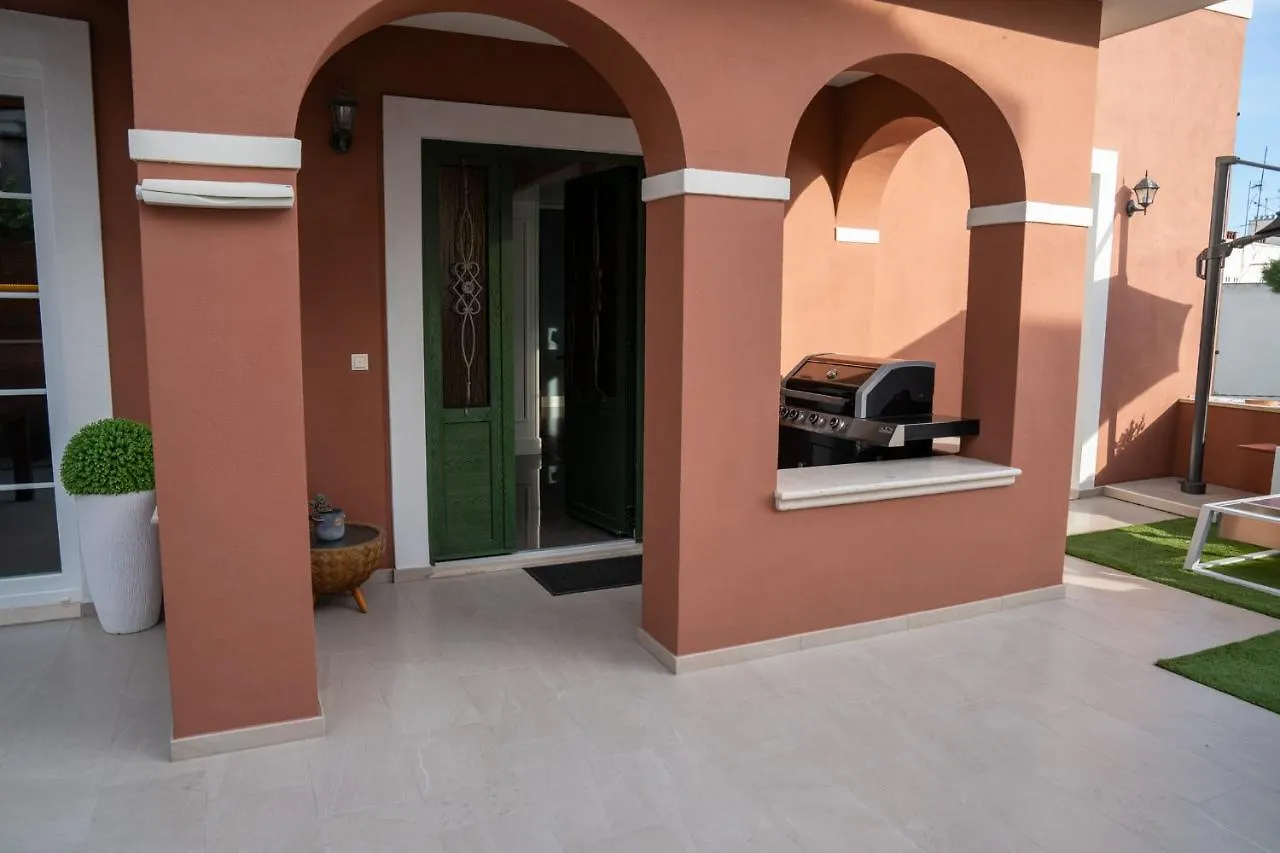 Luxury Apartment Equanimity Split